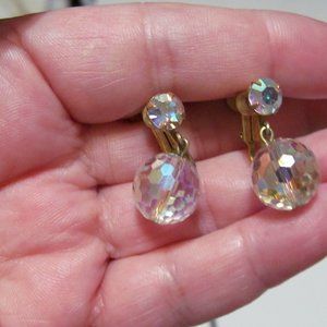 Vintage gold tone screw back Chrystal glass ball earrings